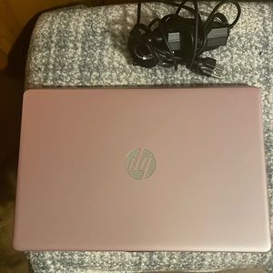 brand new never used only set it up. No box but comes with charger.